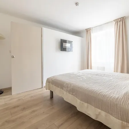Park 2025 Apartment